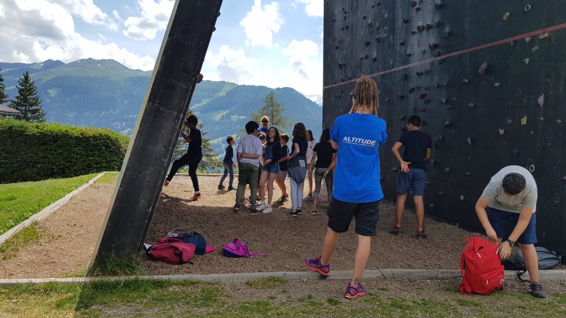 Altitude Camps - kids climbing in the outdoor park